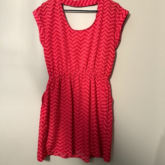 Candies Red and Pink Chevron Mini Dress with pockets in a size medium - Picture 5 of 8